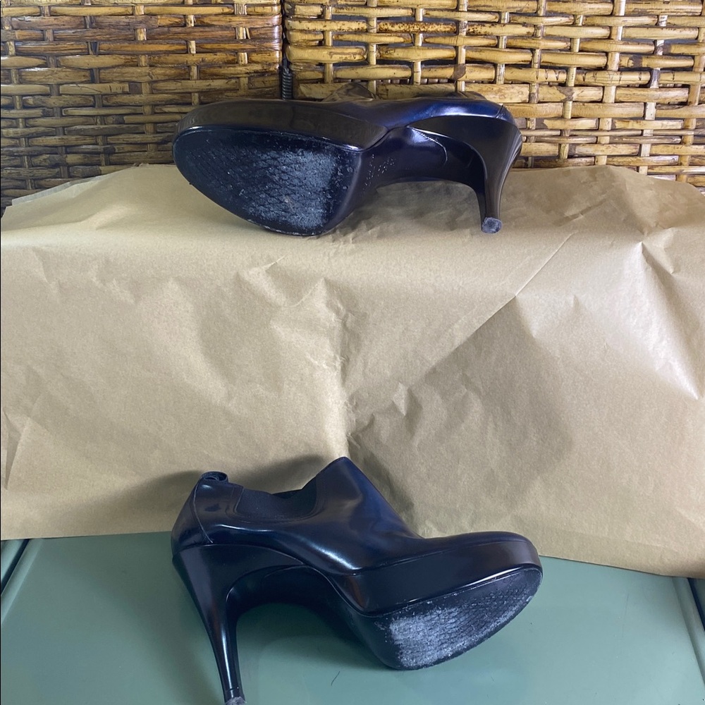 EUC Pedro Garcia made in Spain electric blue shiny 3“ heel booties EU 37 US 6.5 - Picture 7 of 9